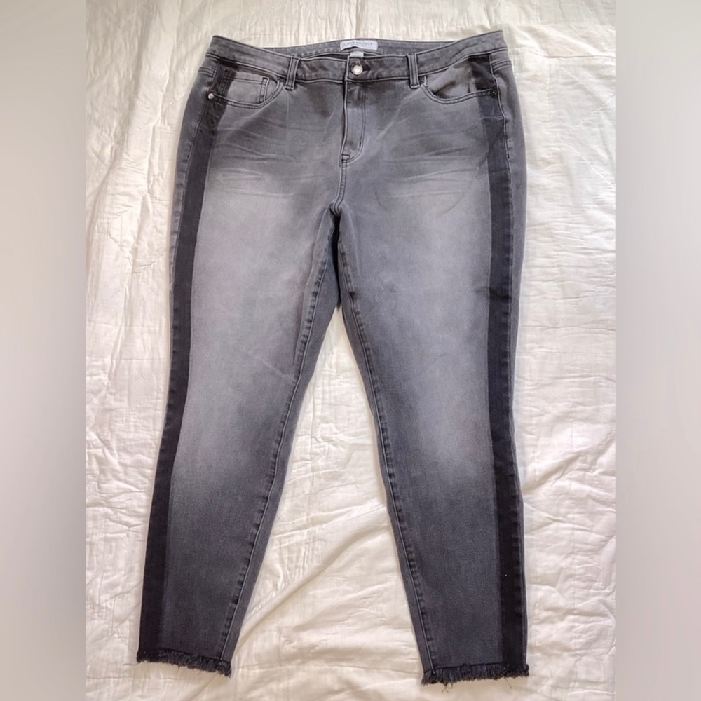 Lane Bryant High Rise Ultimate Skinny Raw Edge Ankle Jeans Gray 20 Reg